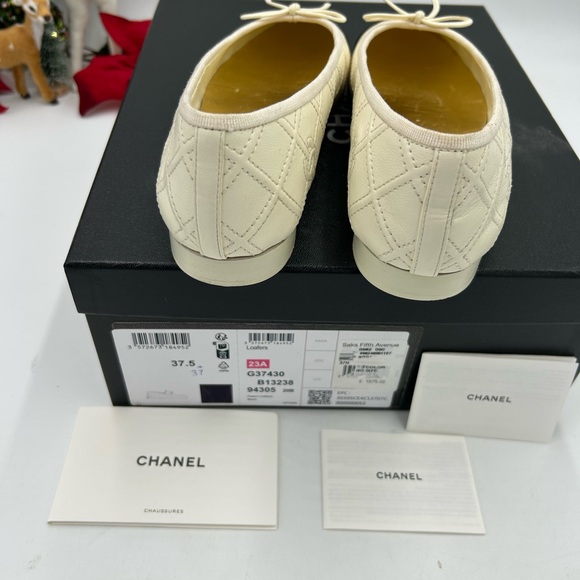 Women’s Chanel lambskin cap toe ballet flats size 37.5 made in Italy.PRISTINE - Picture 6 of 10